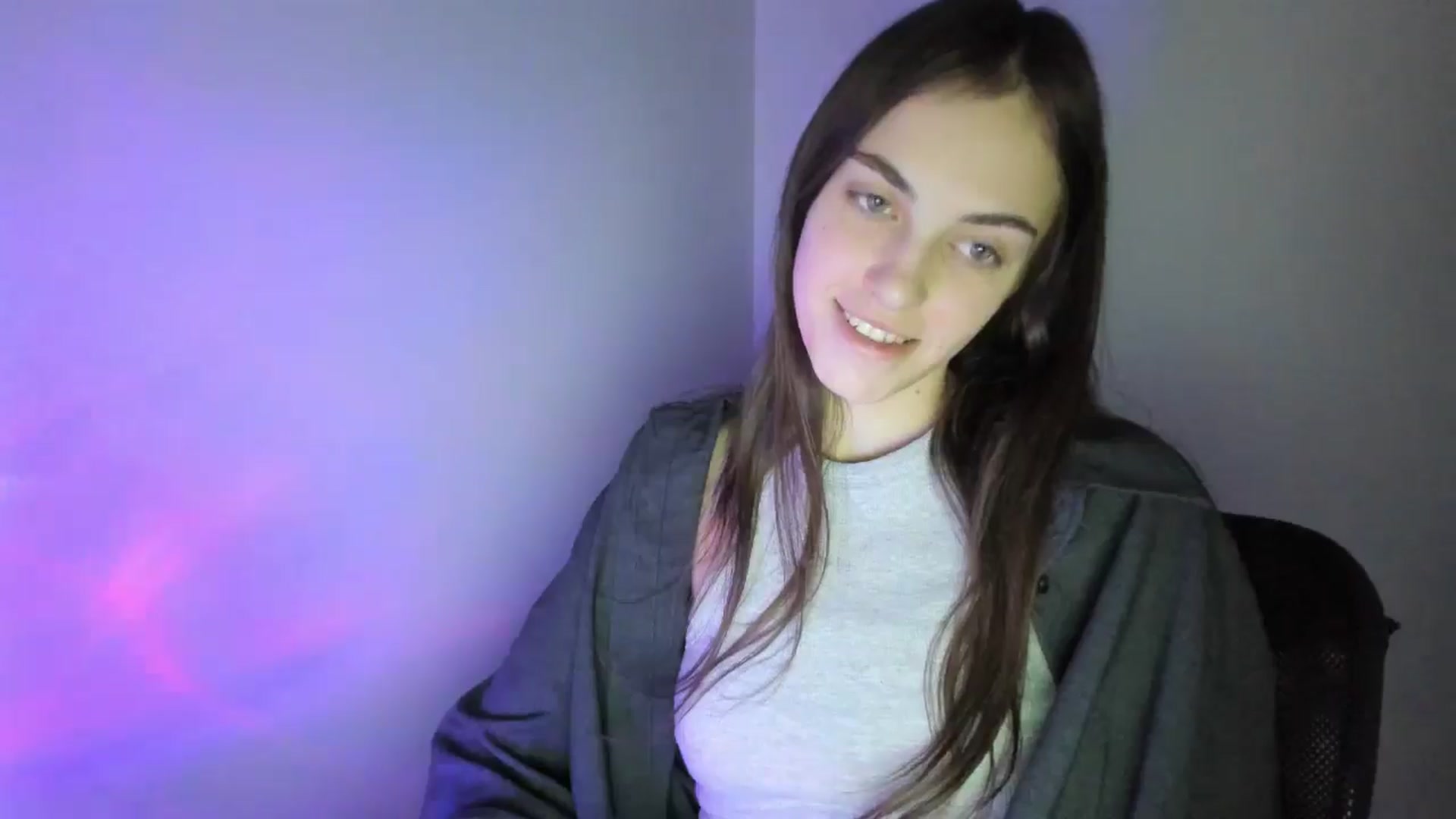Gallery image thumbnail from Dashamoxy's myfreecams stream on, 02/04/2026, 18:59 image 3 of 20