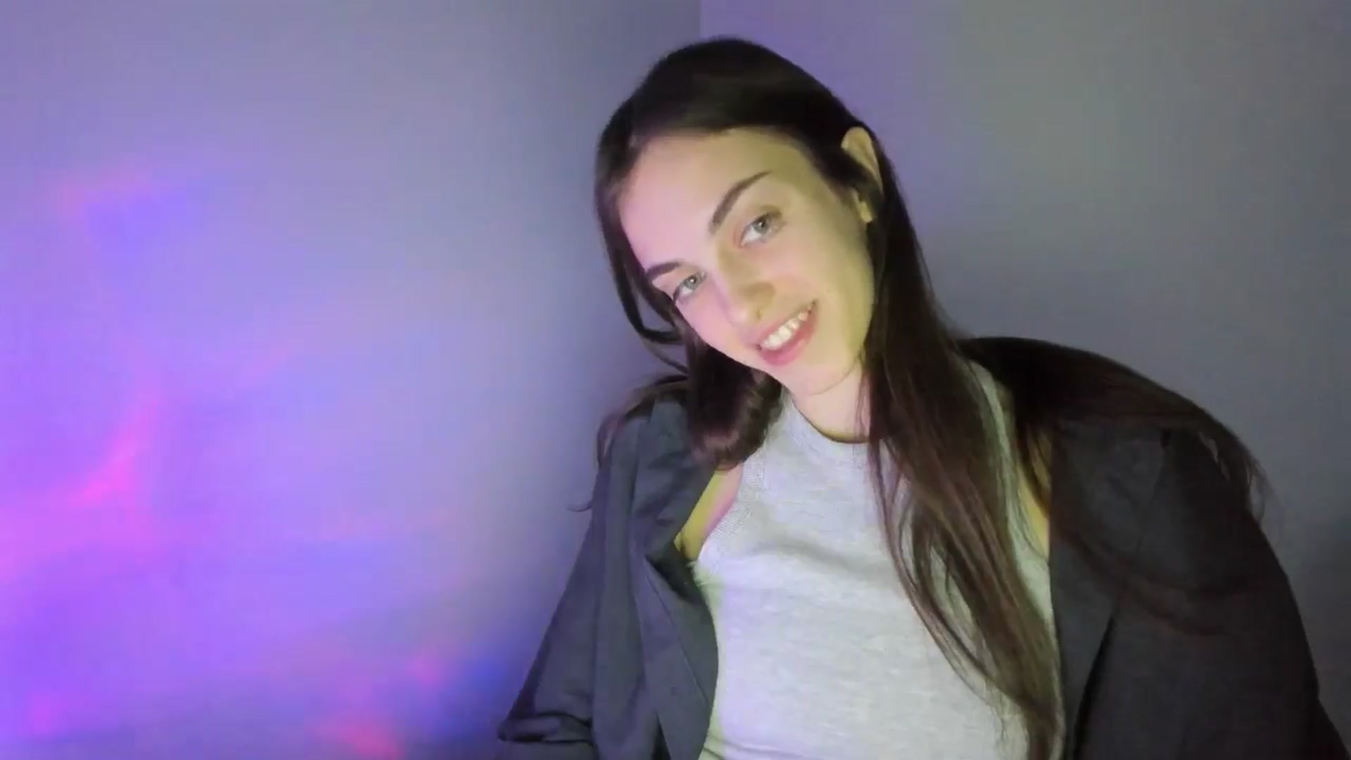 Gallery image thumbnail from Dashamoxy's myfreecams stream on, 02/04/2026, 18:59 image 13 of 20