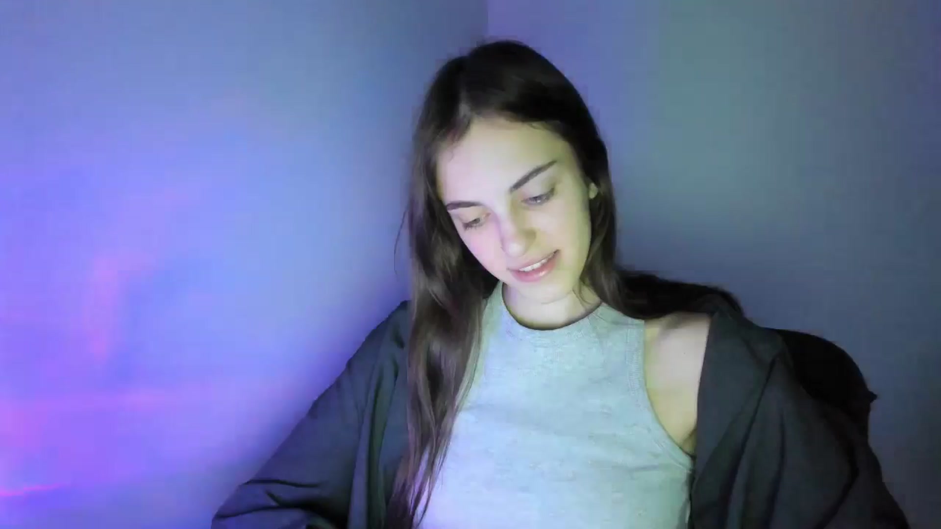 Gallery image thumbnail from Dashamoxy's myfreecams stream on, 02/04/2026, 18:59 image 6 of 20