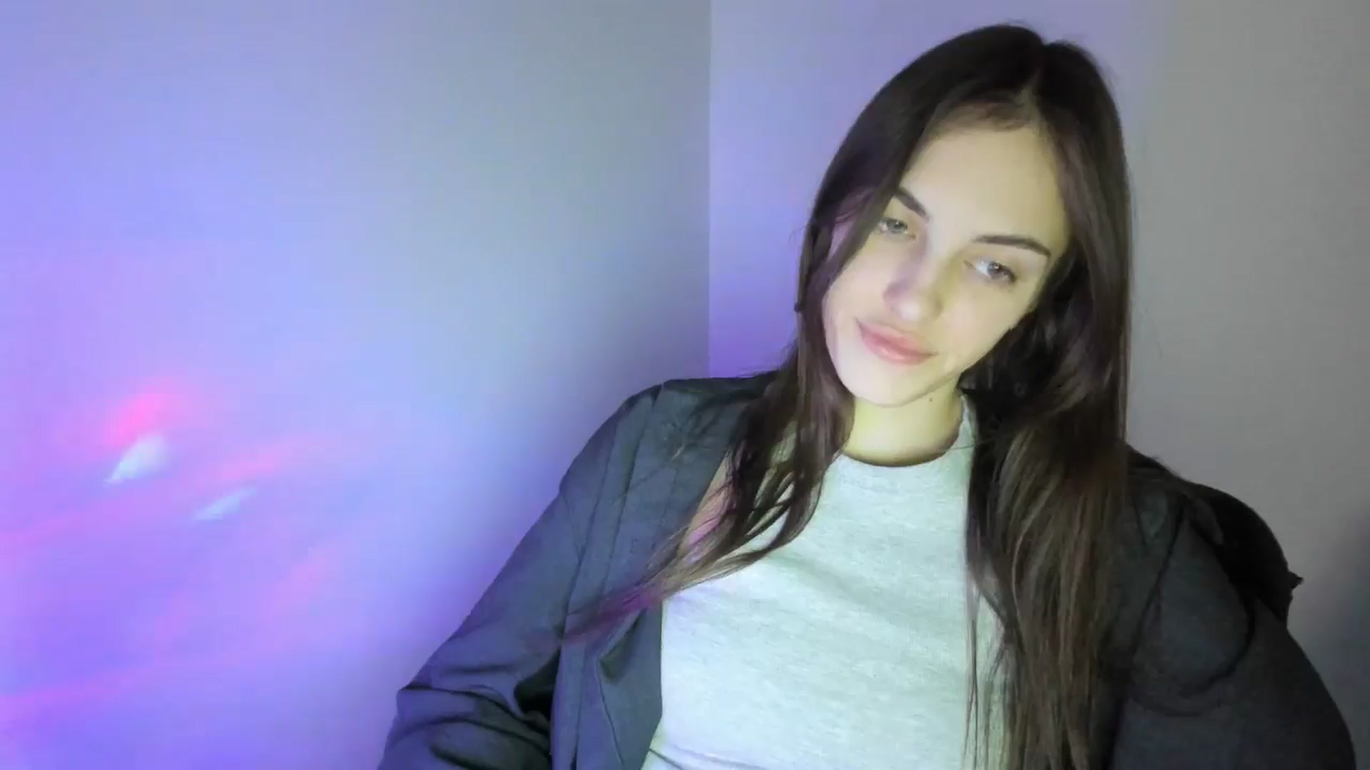 Gallery image thumbnail from Dashamoxy's myfreecams stream on, 02/04/2026, 18:59 image 14 of 20