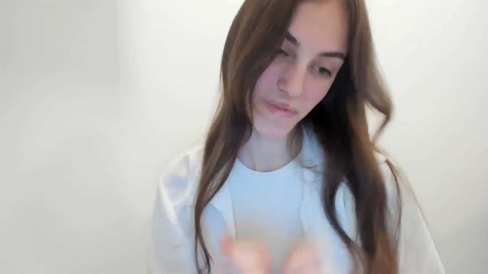 Gallery image thumbnail from Dashamoxy's myfreecams stream on, 02/06/2026, 19:03 image 3 of 20