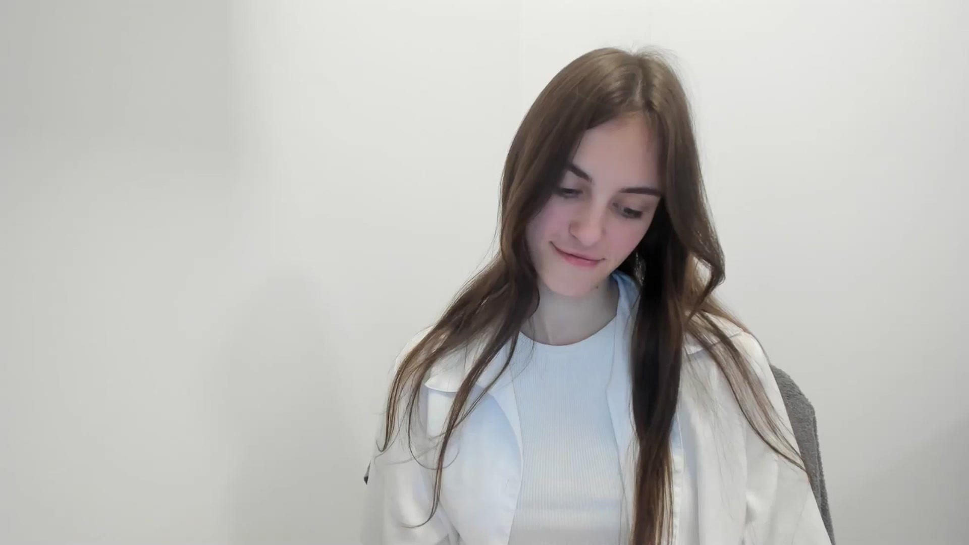Gallery image thumbnail from Dashamoxy's myfreecams stream on, 02/06/2026, 19:03 image 6 of 20