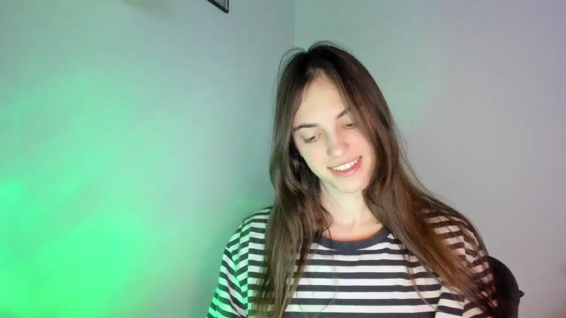 Gallery image thumbnail from Dashamoxy's myfreecams stream on, 02/07/2026, 19:08 image 10 of 20