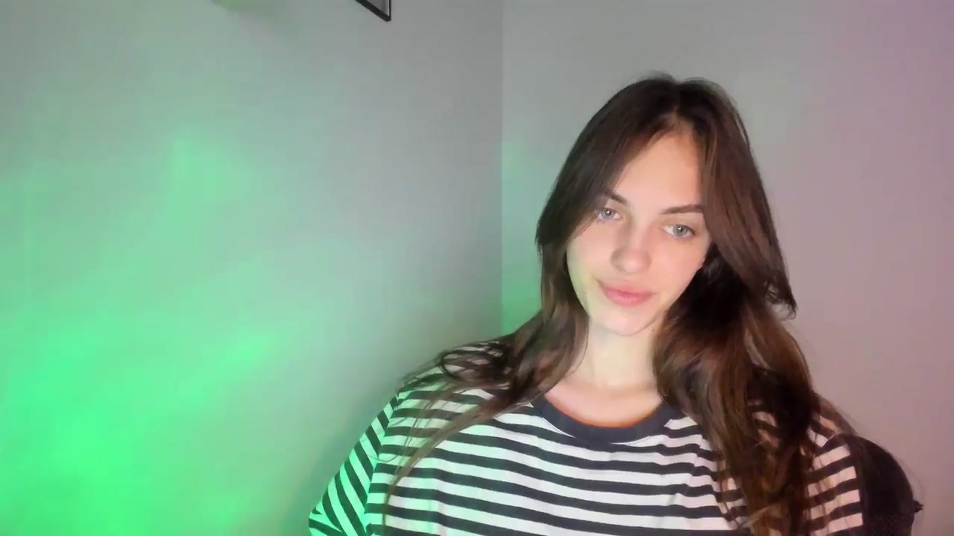 Gallery image thumbnail from Dashamoxy's myfreecams stream on, 02/07/2026, 19:08 image 17 of 20