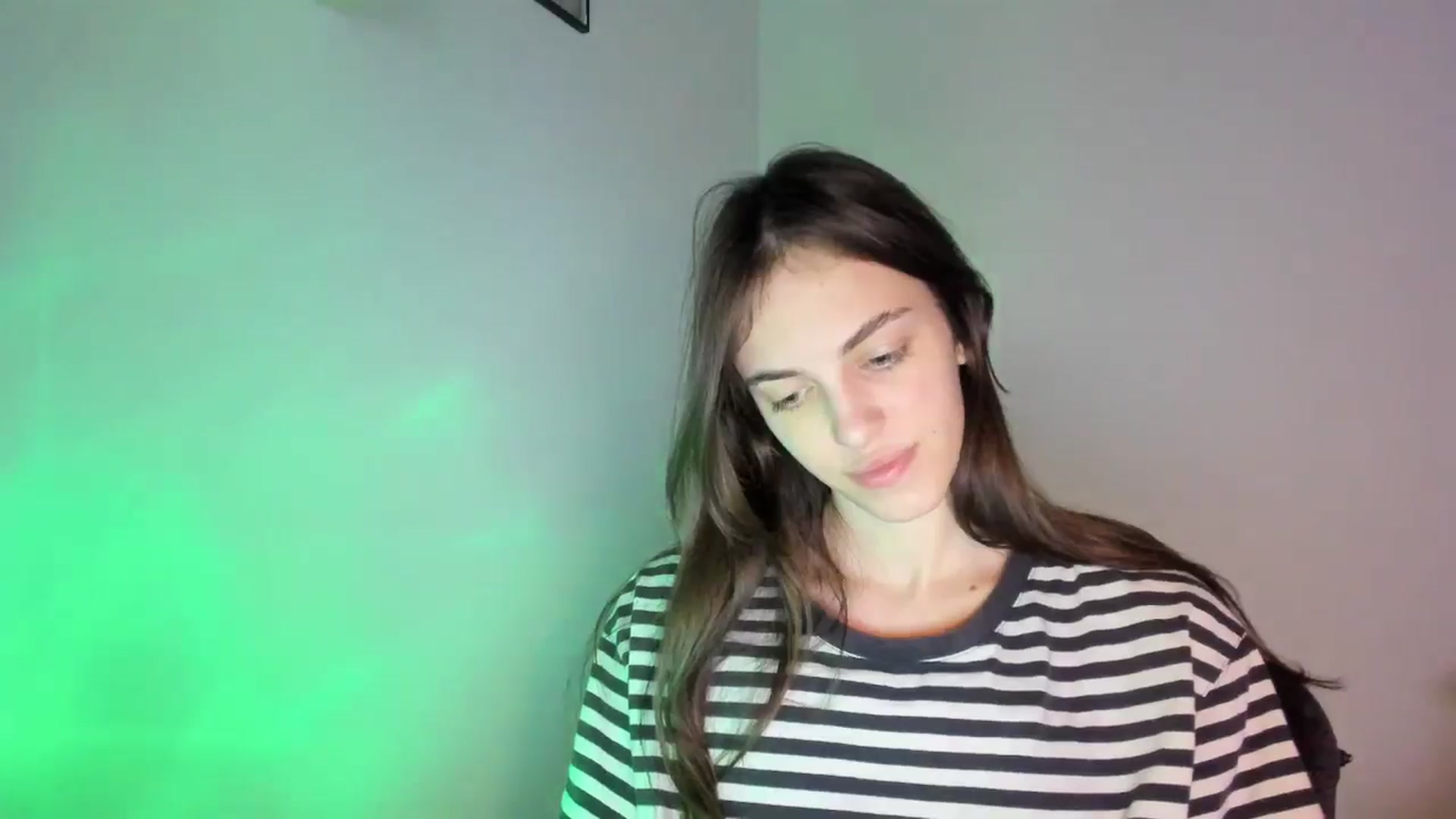 Gallery image thumbnail from Dashamoxy's myfreecams stream on, 02/07/2026, 19:08 image 13 of 20
