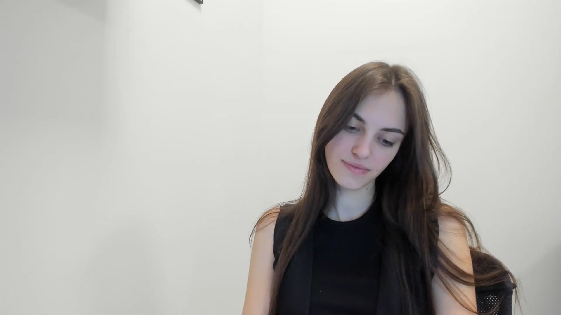 Gallery image thumbnail from Dashamoxy's myfreecams stream on, 02/08/2026, 15:18 image 18 of 20