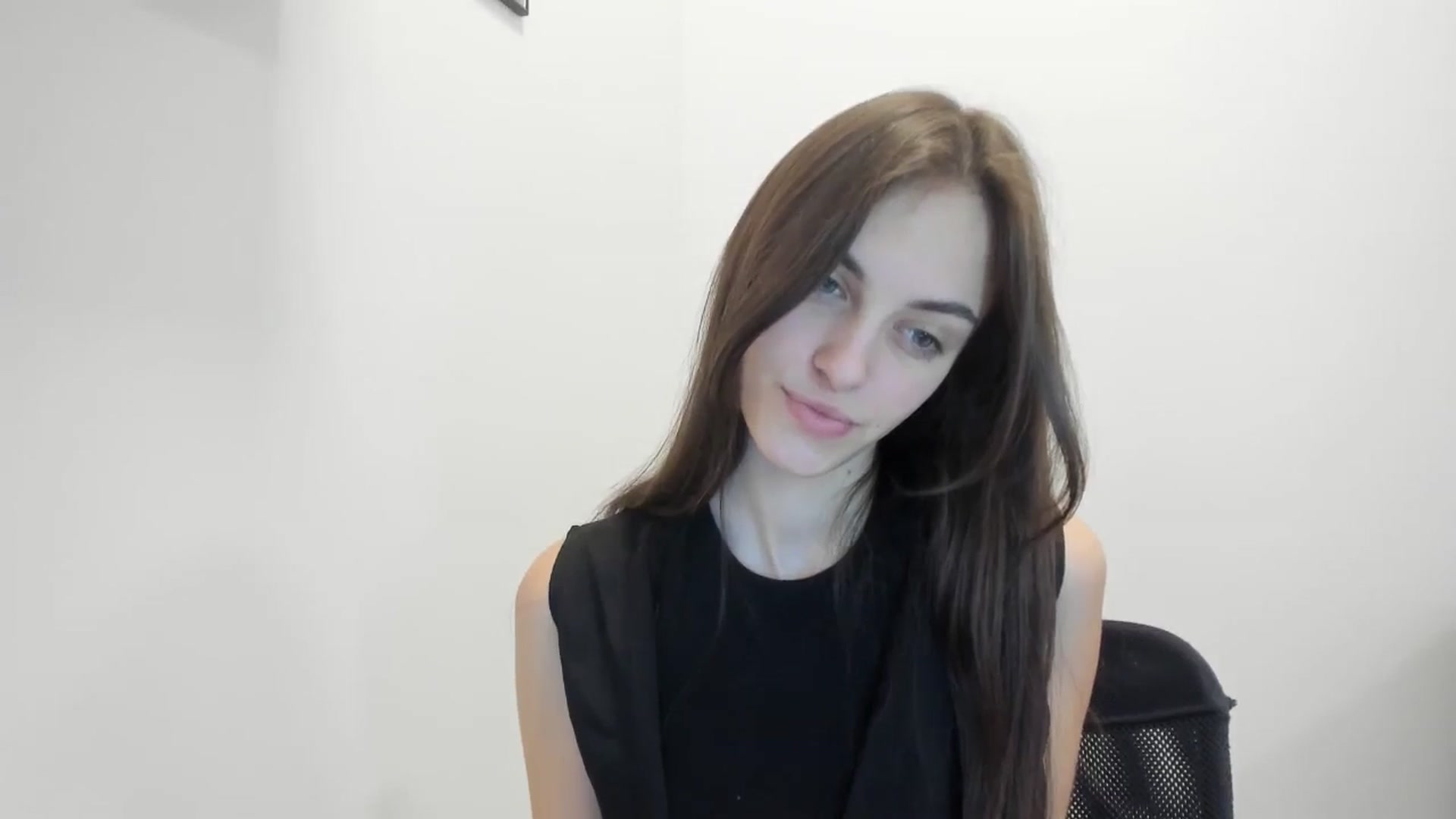 Gallery image thumbnail from Dashamoxy's myfreecams stream on, 02/08/2026, 15:18 image 6 of 20