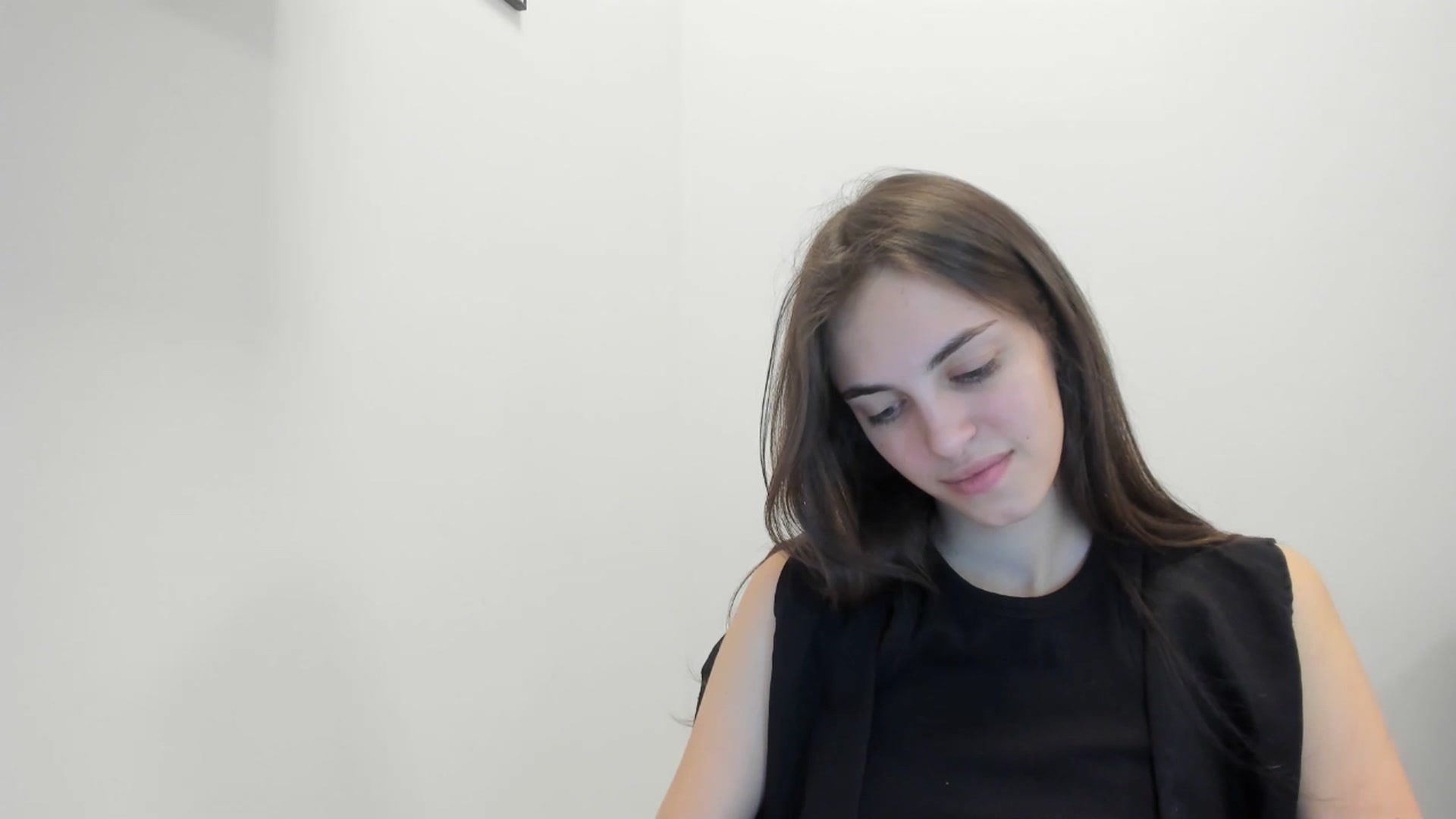Gallery image thumbnail from Dashamoxy's myfreecams stream on, 02/08/2026, 15:38 image 9 of 20