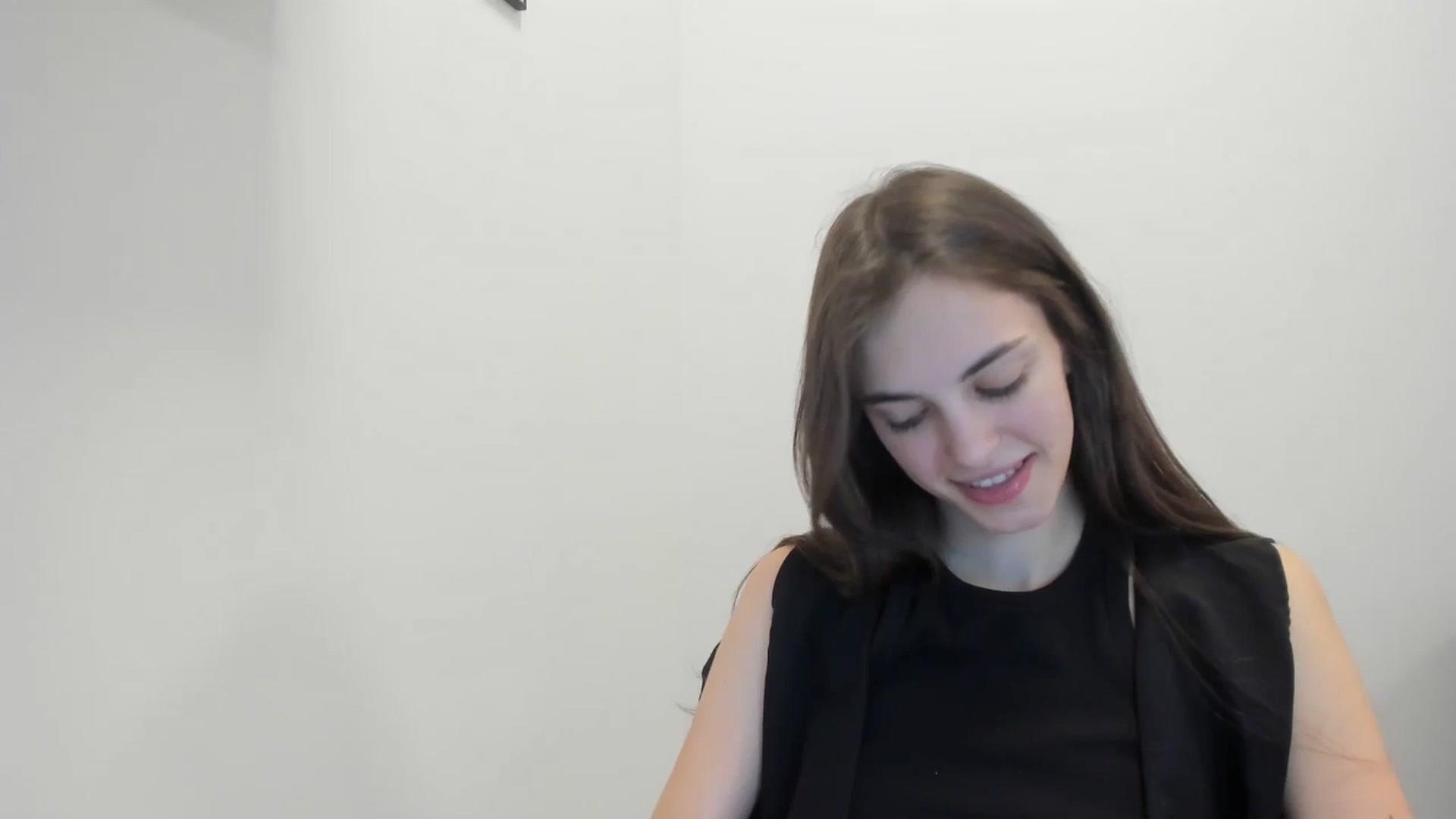 Gallery image thumbnail from Dashamoxy's myfreecams stream on, 02/08/2026, 15:38 image 7 of 20
