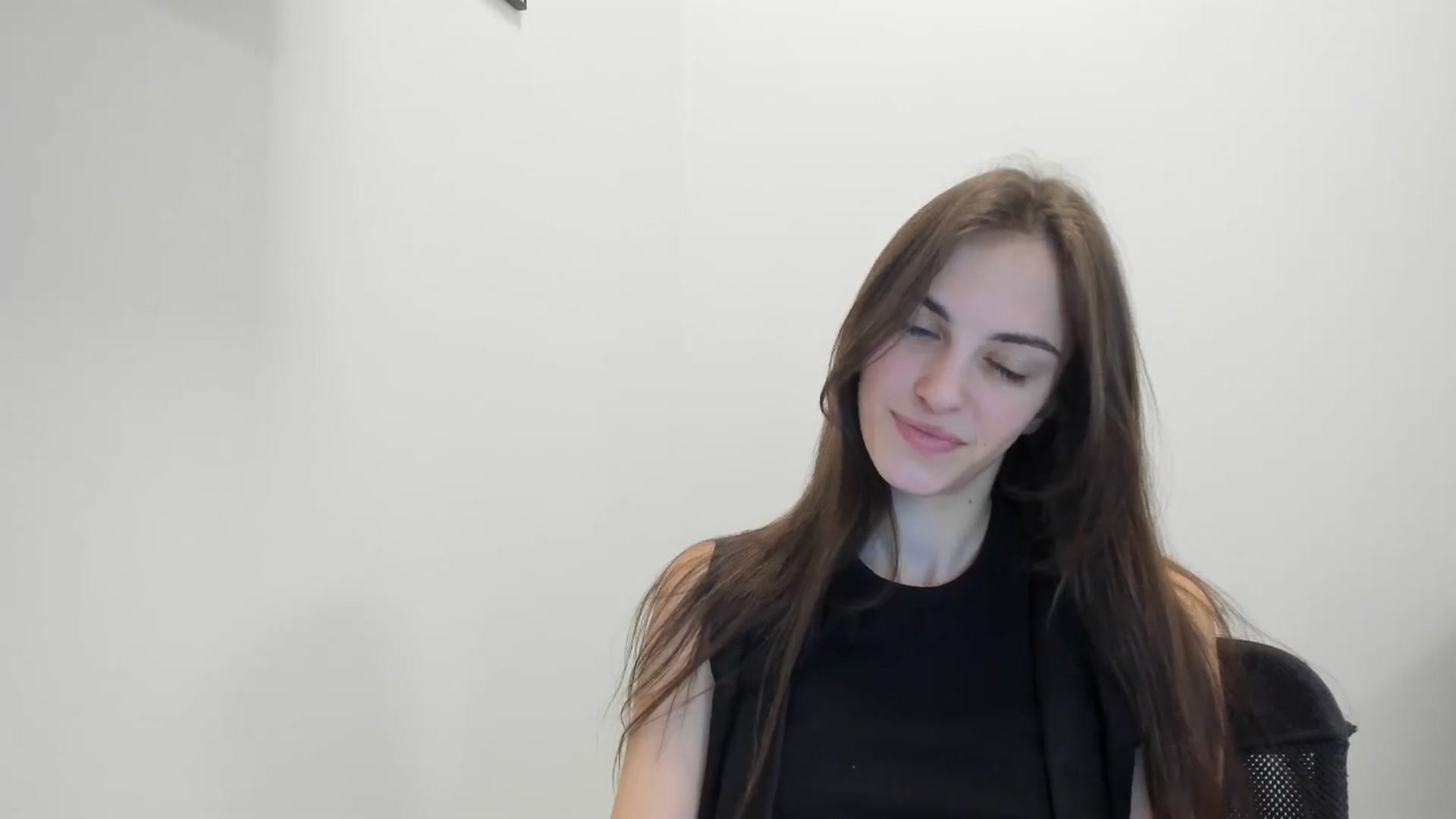 Gallery image thumbnail from Dashamoxy's myfreecams stream on, 02/08/2026, 15:38 image 2 of 20