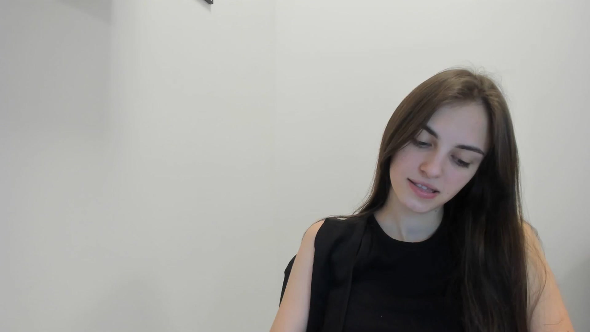 Gallery image thumbnail from Dashamoxy's myfreecams stream on, 02/08/2026, 15:38 image 10 of 20