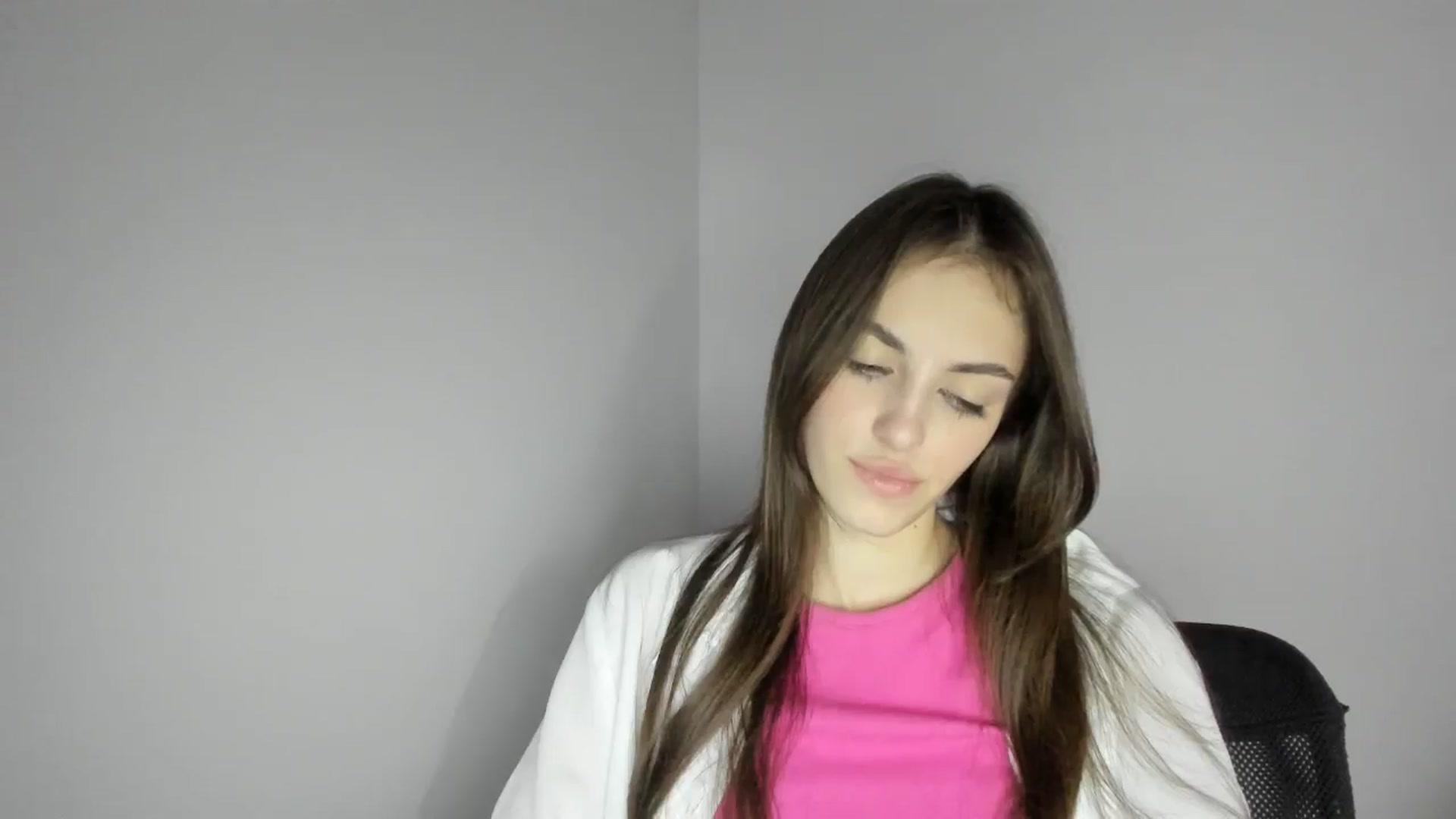 Gallery image thumbnail from Dashamoxy's myfreecams stream on, 02/09/2026, 16:22 image 5 of 20