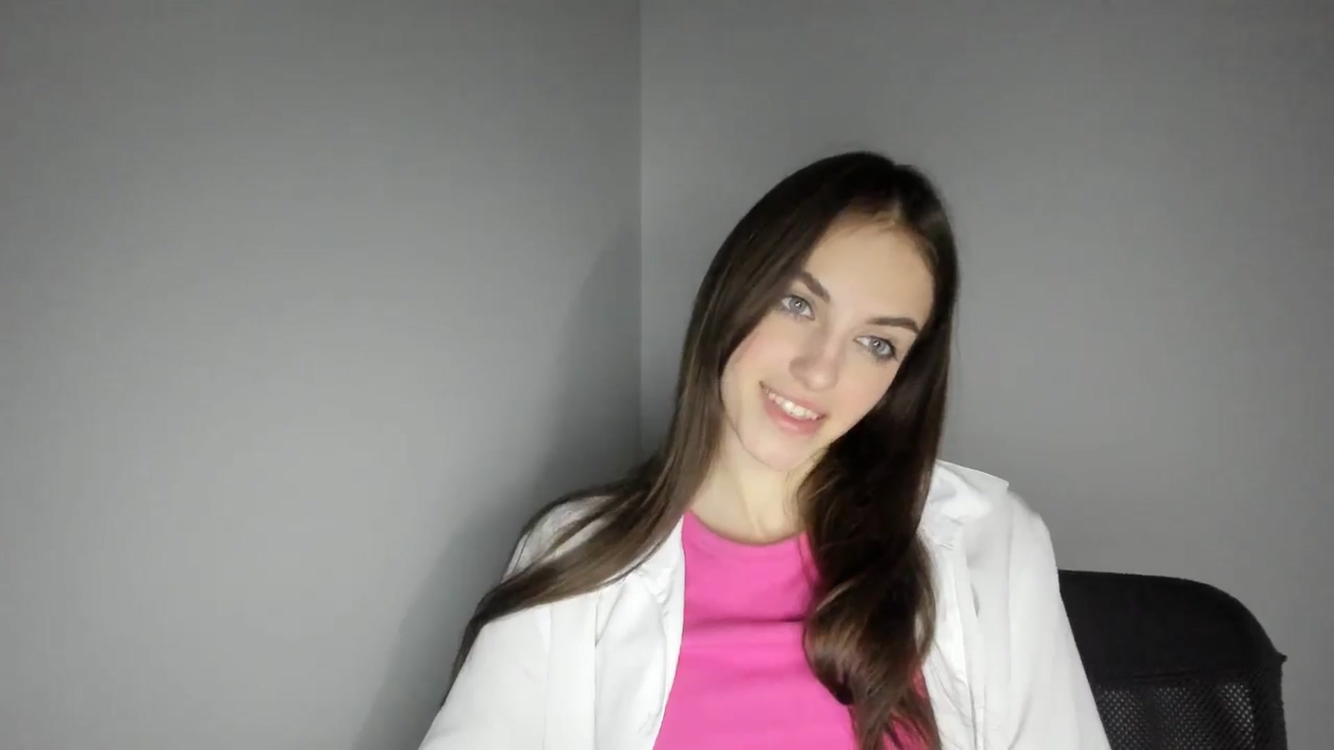 Gallery image thumbnail from Dashamoxy's myfreecams stream on, 02/09/2026, 16:22 image 10 of 20