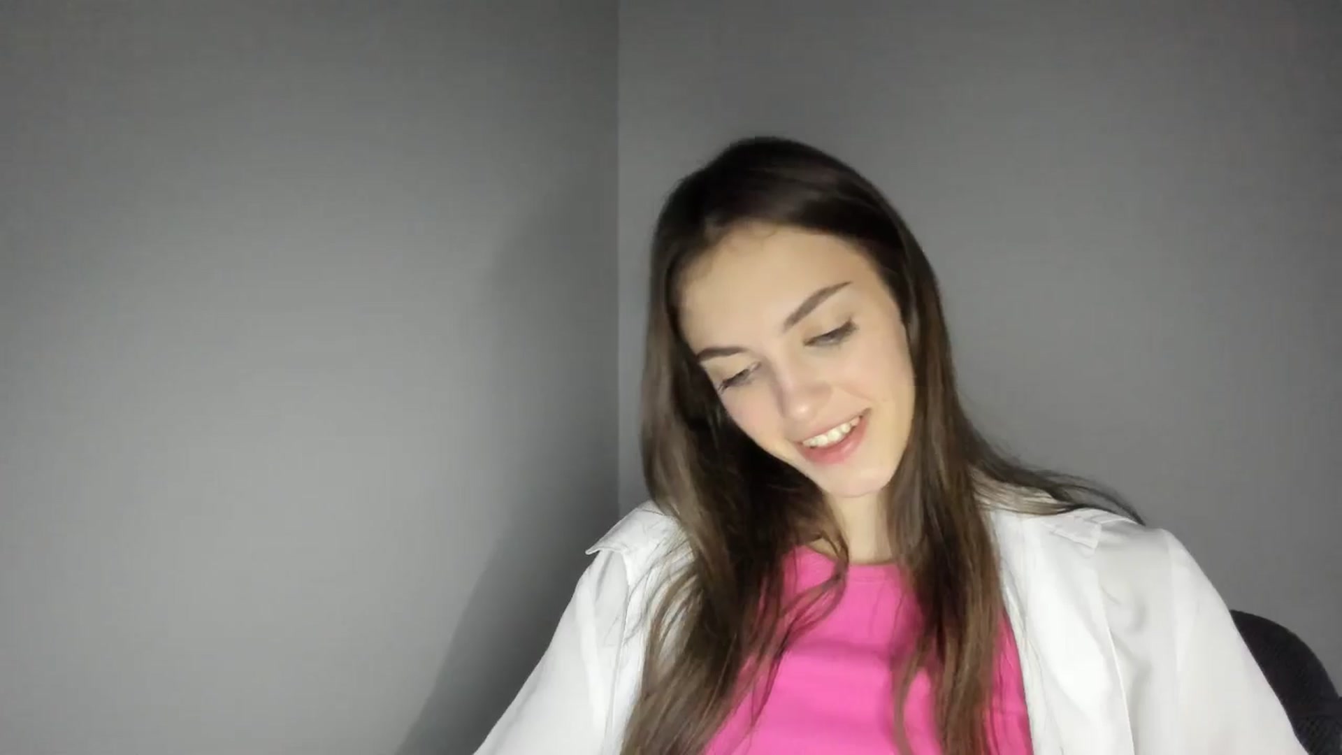 Gallery image thumbnail from Dashamoxy's myfreecams stream on, 02/09/2026, 17:37 image 15 of 20