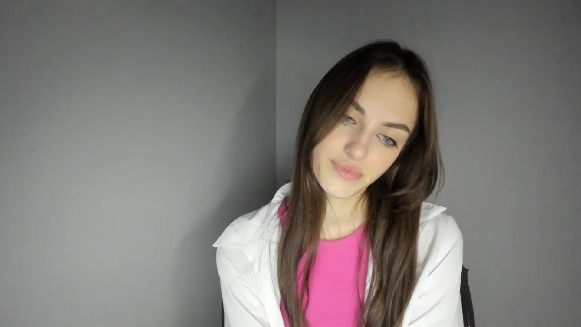 Gallery image thumbnail from Dashamoxy's myfreecams stream on, 02/09/2026, 17:37 image 6 of 20