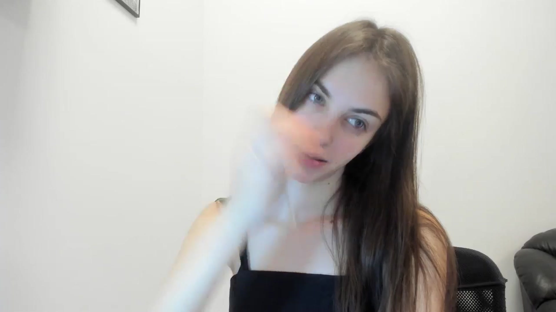Gallery image thumbnail from Dashamoxy's myfreecams stream on, 02/11/2026, 18:52 image 8 of 20
