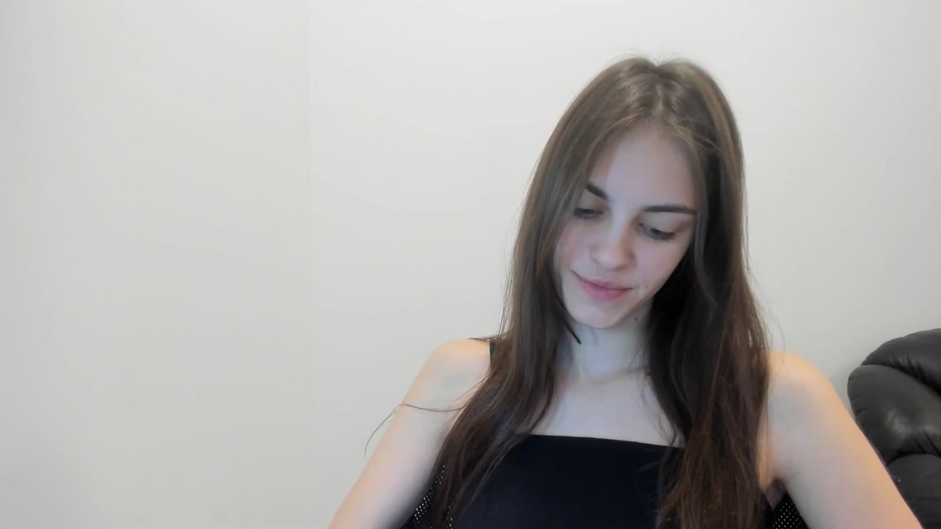 Gallery image thumbnail from Dashamoxy's myfreecams stream on, 02/11/2026, 18:52 image 16 of 20
