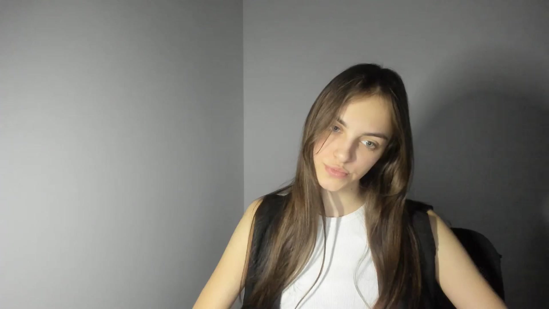 Gallery image thumbnail from Dashamoxy's myfreecams stream on, 02/13/2026, 16:22 image 6 of 20