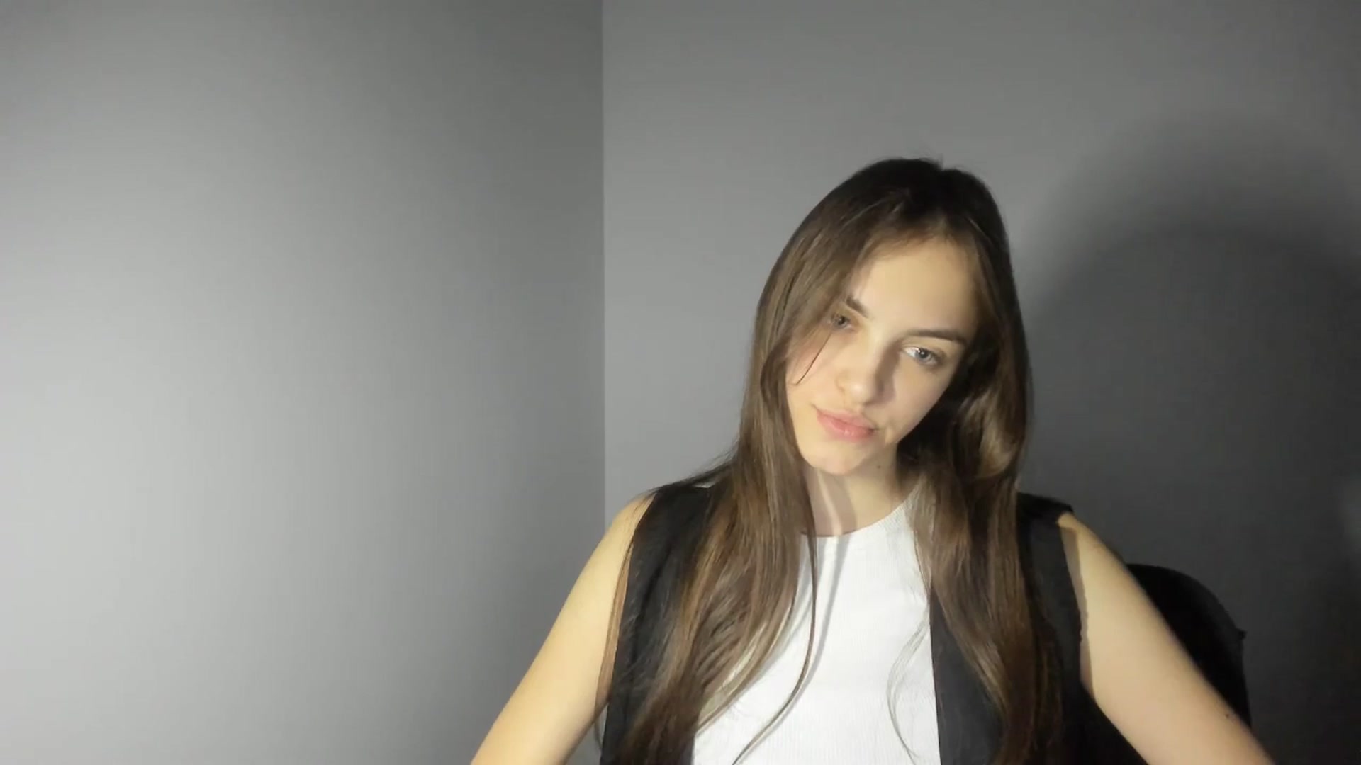 Gallery image thumbnail from Dashamoxy's myfreecams stream on, 02/13/2026, 16:22 image 8 of 20