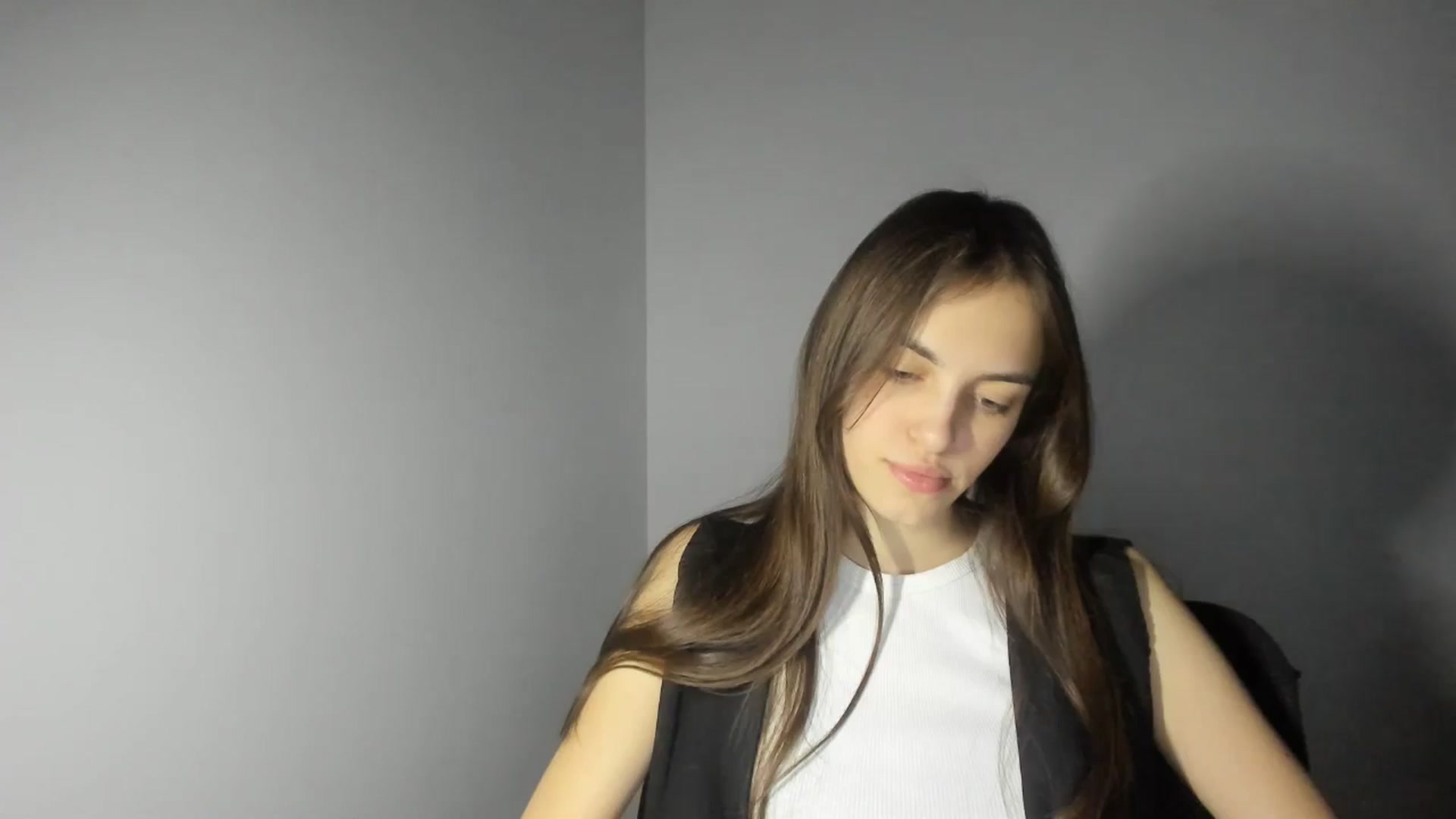 Gallery image thumbnail from Dashamoxy's myfreecams stream on, 02/13/2026, 16:22 image 4 of 20