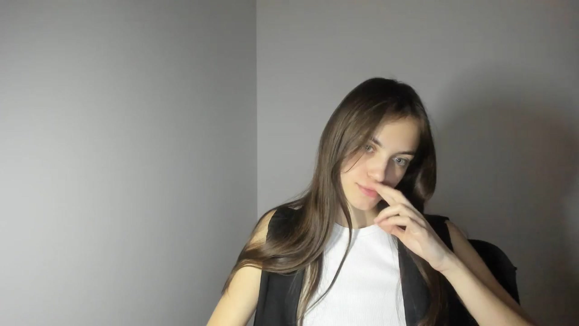 Gallery image thumbnail from Dashamoxy's myfreecams stream on, 02/13/2026, 16:22 image 5 of 20