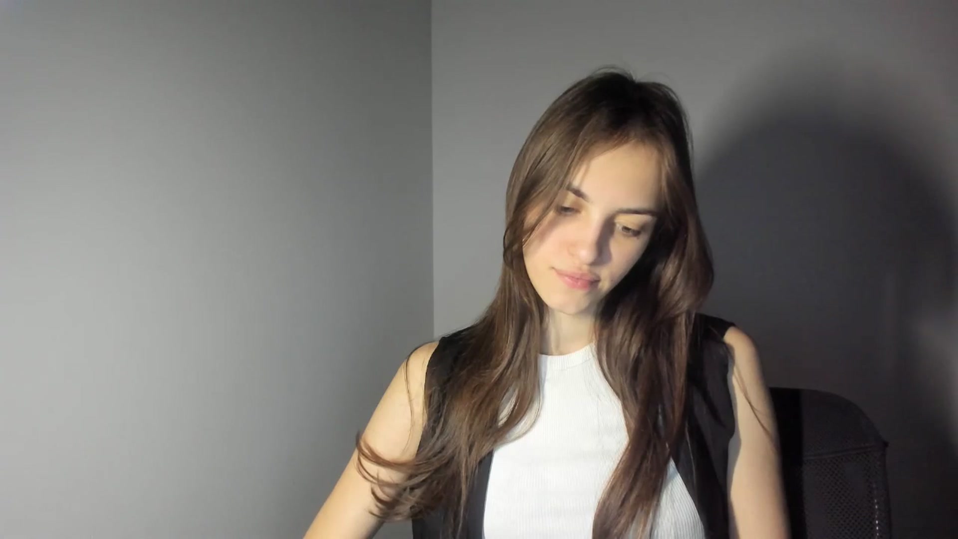 Gallery image thumbnail from Dashamoxy's myfreecams stream on, 02/13/2026, 17:13 image 8 of 20