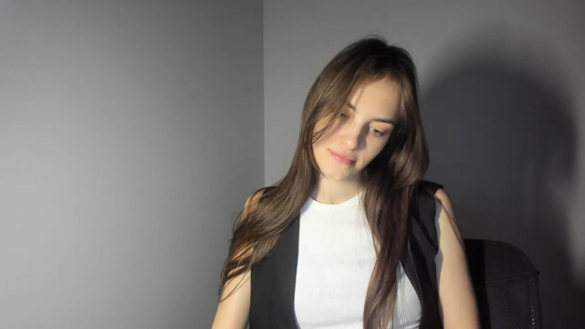 Gallery image thumbnail from Dashamoxy's myfreecams stream on, 02/13/2026, 17:13 image 2 of 20