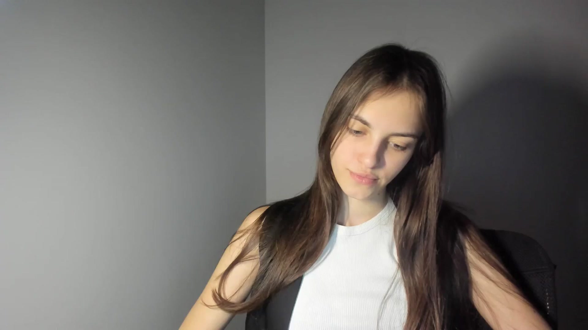 Gallery image thumbnail from Dashamoxy's myfreecams stream on, 02/13/2026, 17:13 image 19 of 20