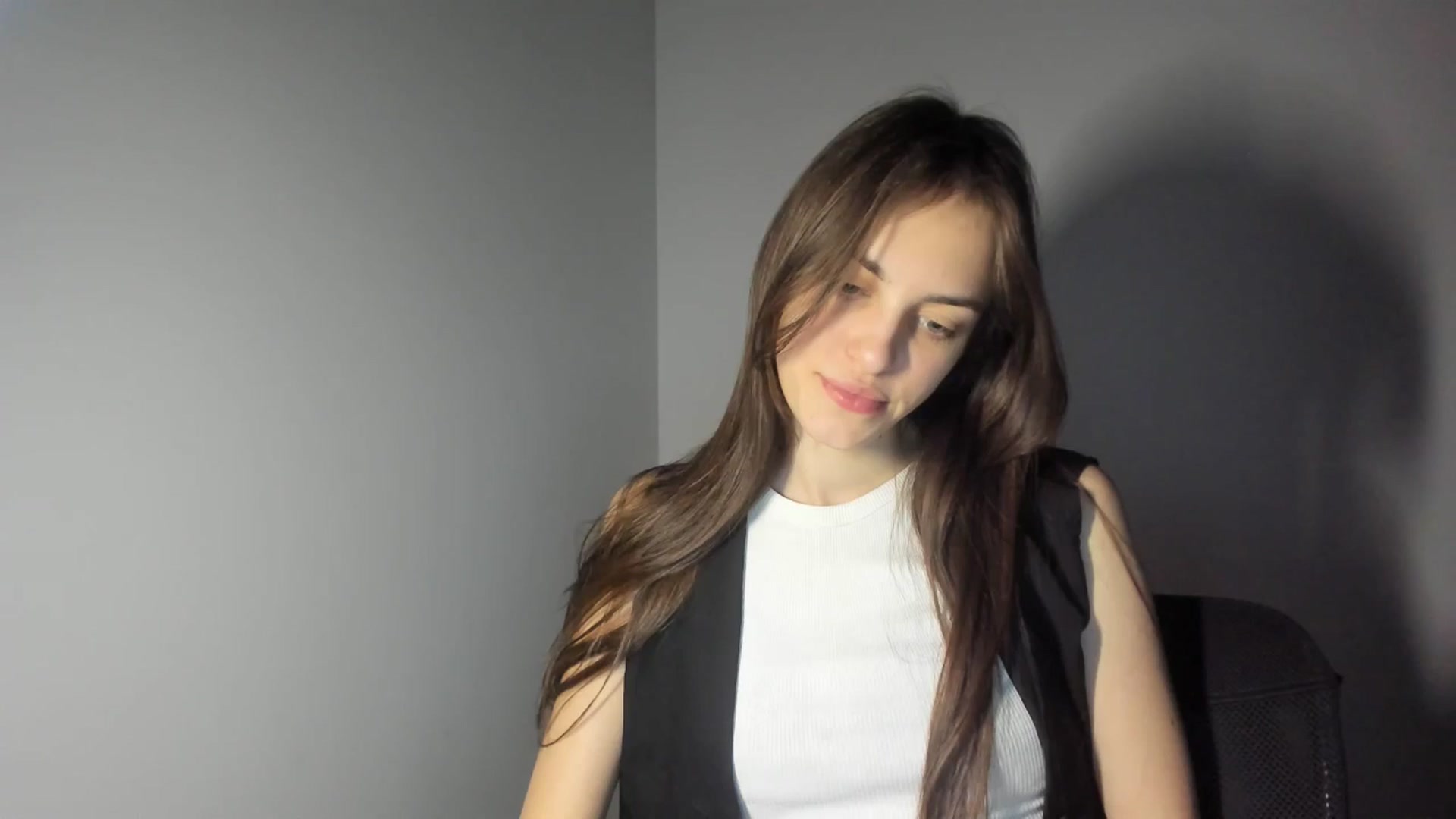 Gallery image thumbnail from Dashamoxy's myfreecams stream on, 02/13/2026, 17:13 image 1 of 20
