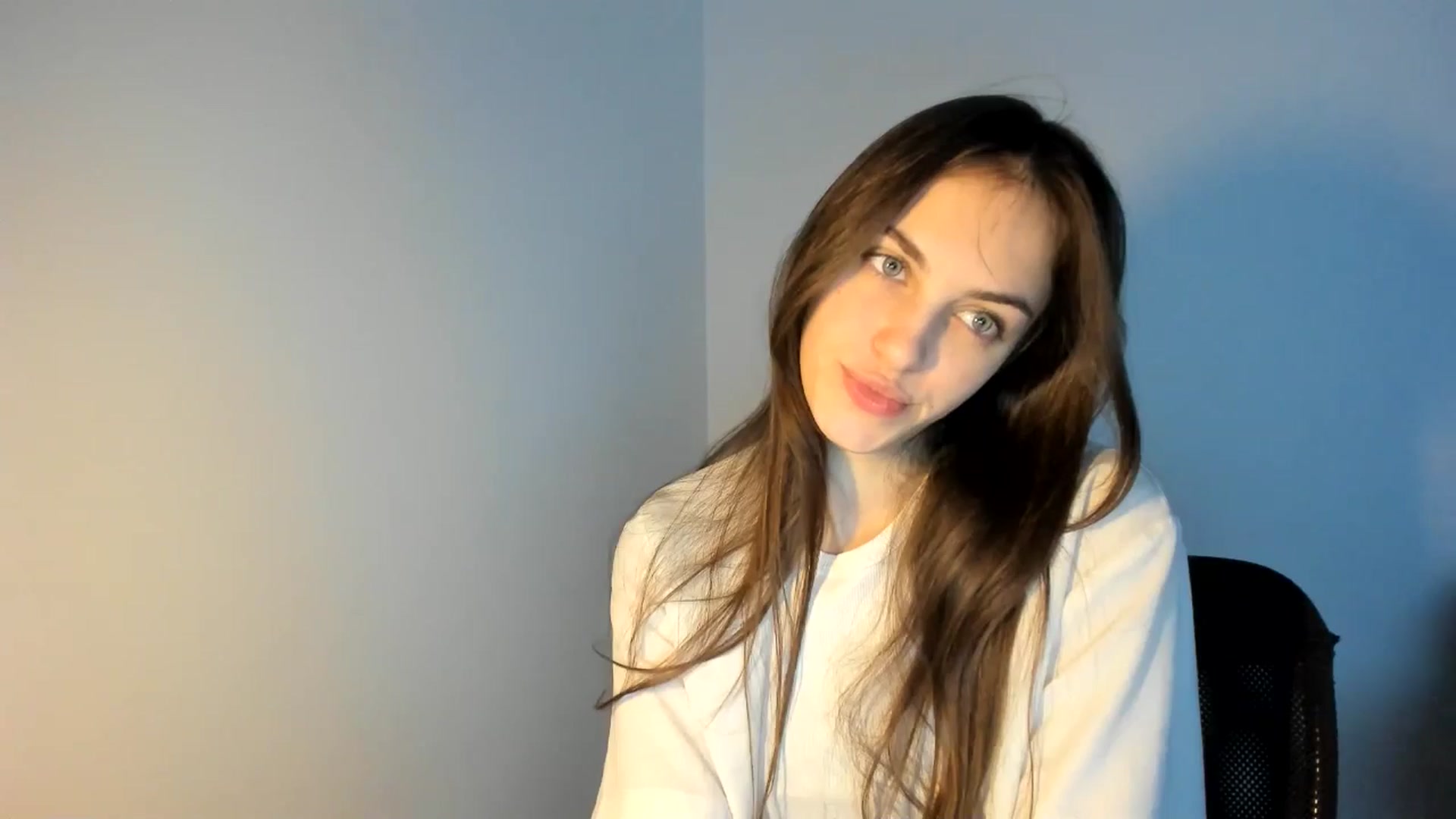 Gallery image thumbnail from Dashamoxy's myfreecams stream on, 02/17/2026, 14:17 image 10 of 20