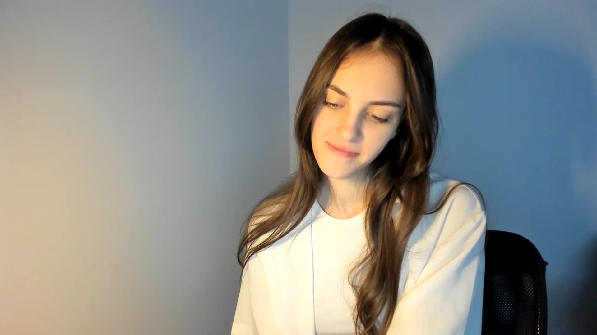 Gallery image thumbnail from Dashamoxy's myfreecams stream on, 02/17/2026, 14:17 image 13 of 20