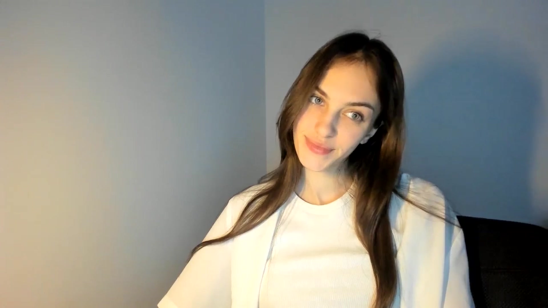 Gallery image thumbnail from Dashamoxy's myfreecams stream on, 02/17/2026, 14:17 image 2 of 20