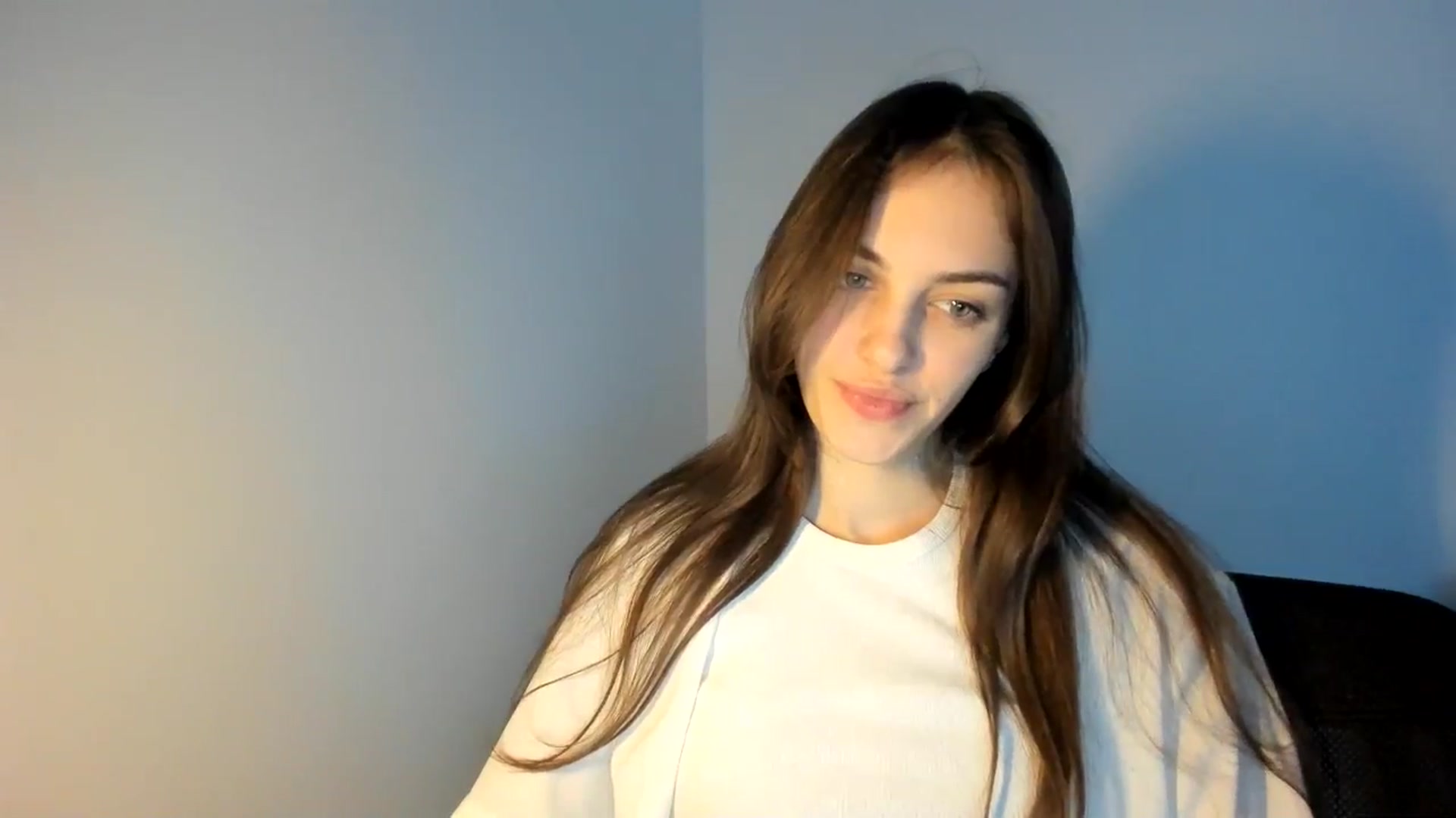 Gallery image thumbnail from Dashamoxy's myfreecams stream on, 02/17/2026, 14:17 image 4 of 20