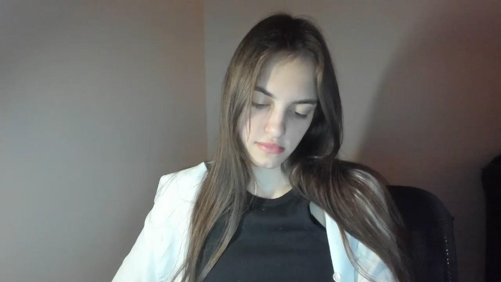 Gallery image thumbnail from Dashamoxy's myfreecams stream on, 02/18/2026, 20:04 image 11 of 20