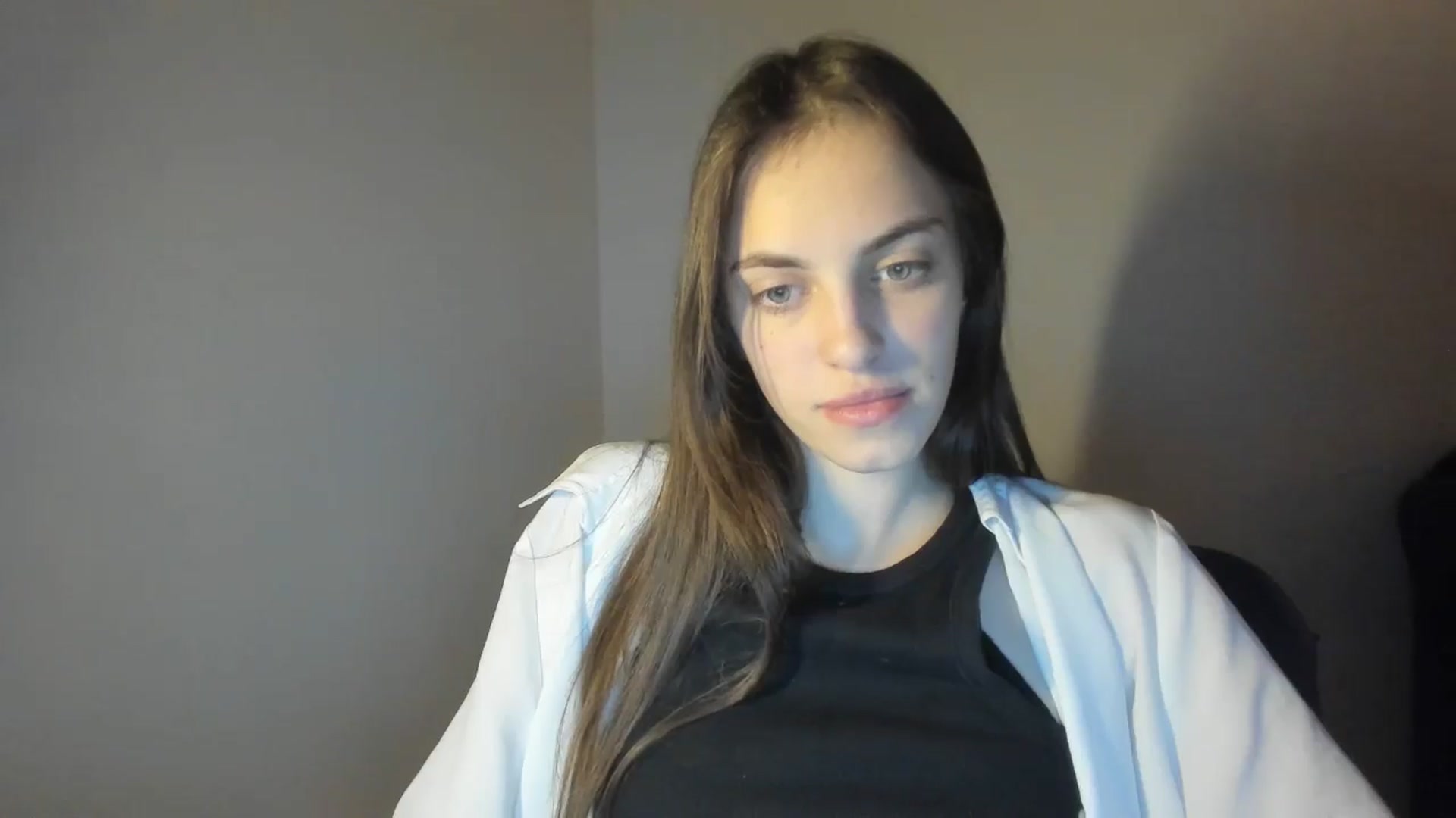 Gallery image thumbnail from Dashamoxy's myfreecams stream on, 02/18/2026, 20:04 image 14 of 20