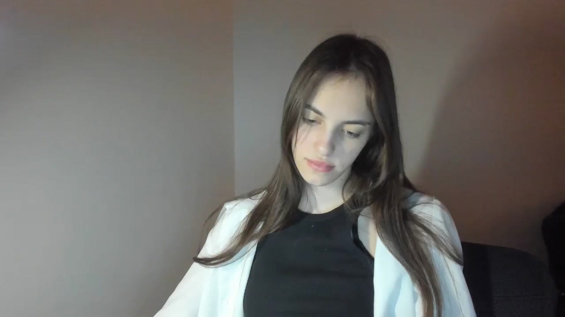 Gallery image thumbnail from Dashamoxy's myfreecams stream on, 02/18/2026, 20:04 image 6 of 20