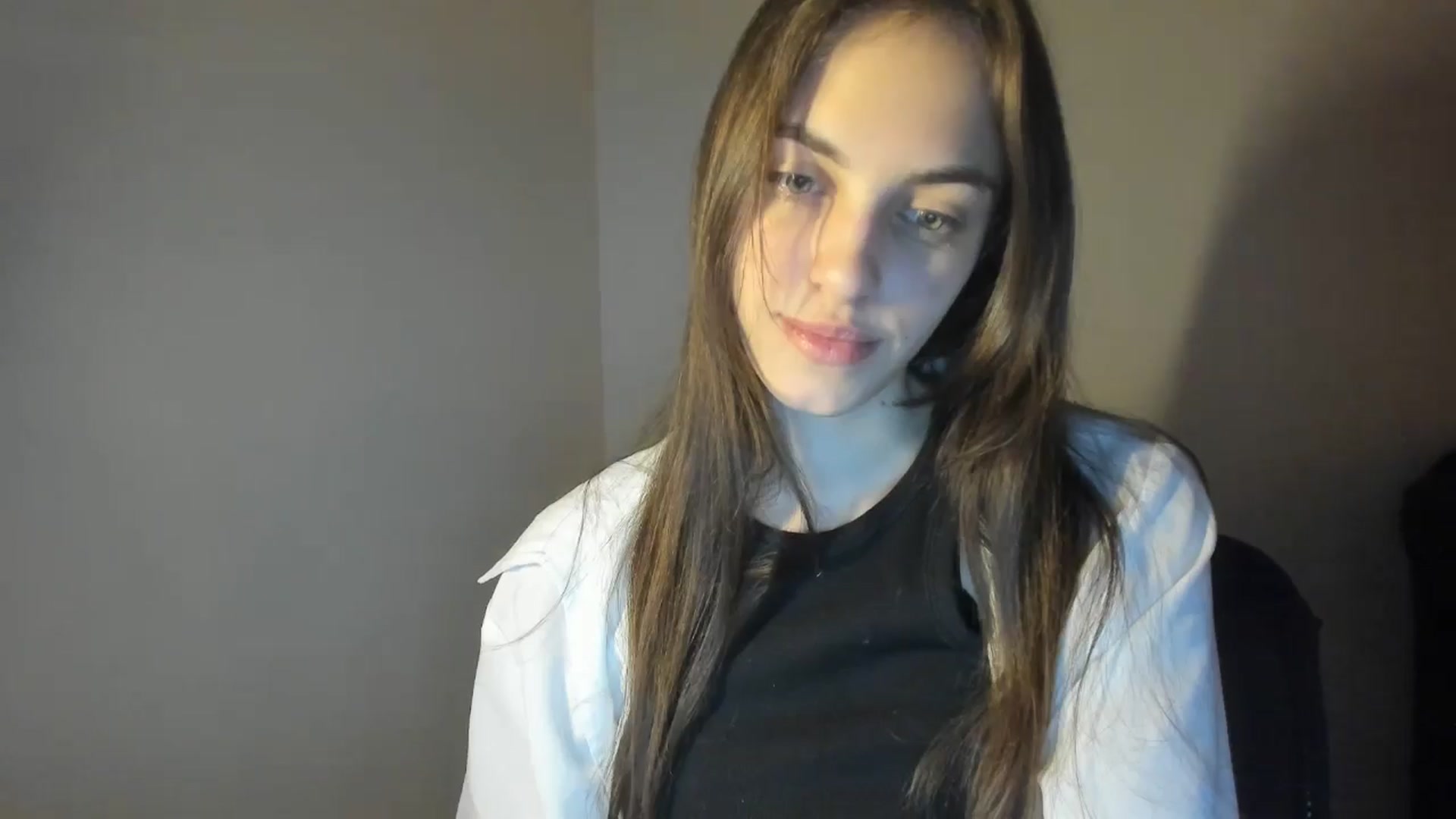 Gallery image thumbnail from Dashamoxy's myfreecams stream on, 02/18/2026, 20:04 image 15 of 20