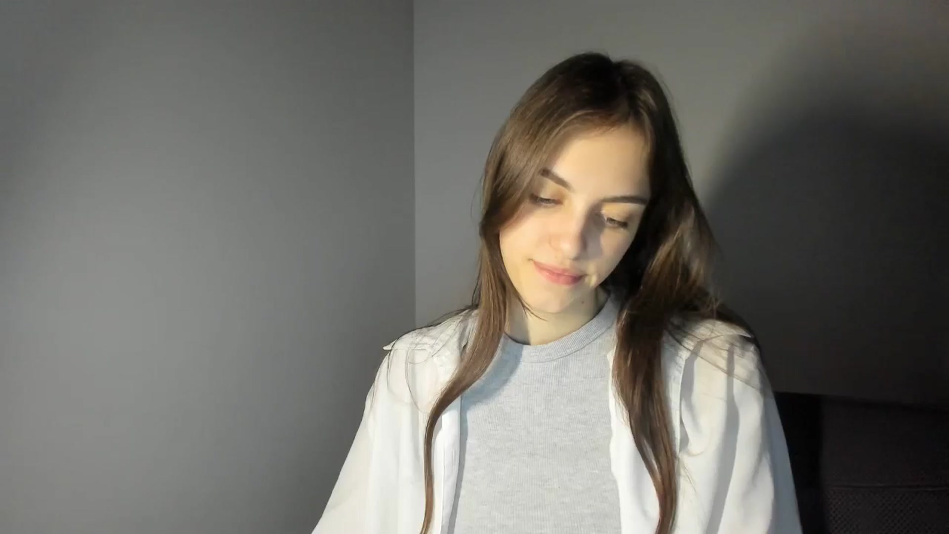 Gallery image thumbnail from Dashamoxy's myfreecams stream on, 02/19/2026, 18:48 image 17 of 20