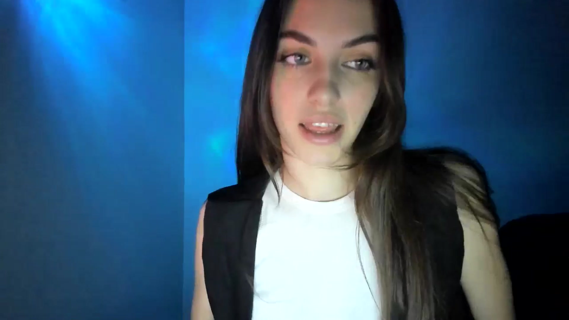 Gallery image thumbnail from Dashamoxy's myfreecams stream on, 02/20/2026, 18:37 image 10 of 20