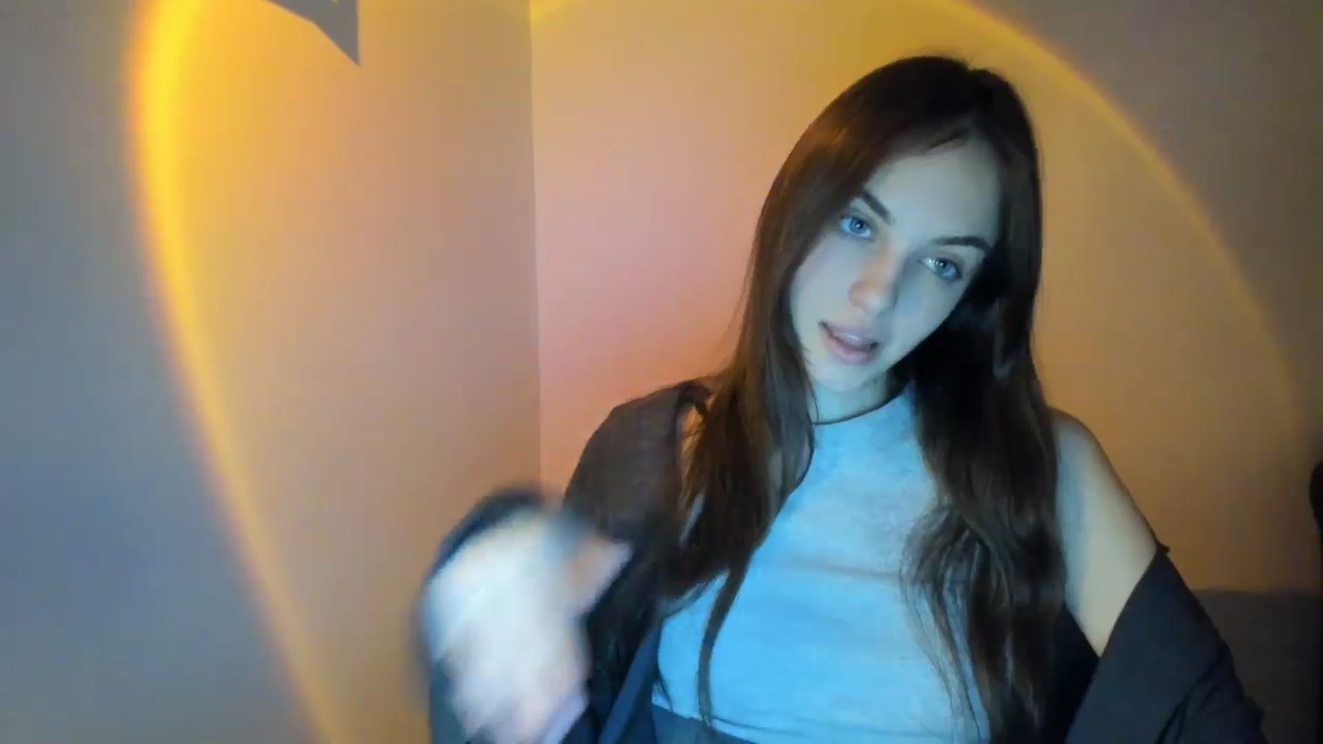 Gallery image thumbnail from Dashamoxy's myfreecams stream on, 02/21/2026, 19:05 image 6 of 20