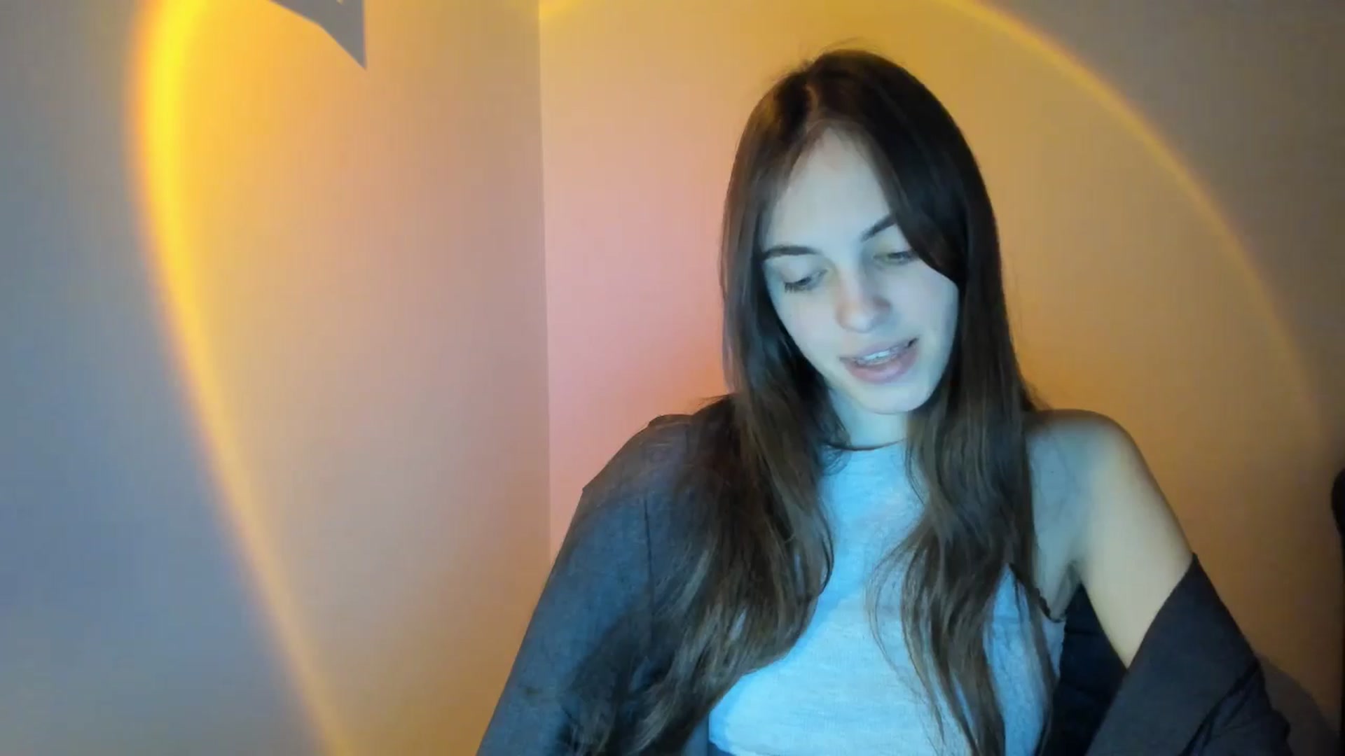 Gallery image thumbnail from Dashamoxy's myfreecams stream on, 02/21/2026, 19:05 image 4 of 20