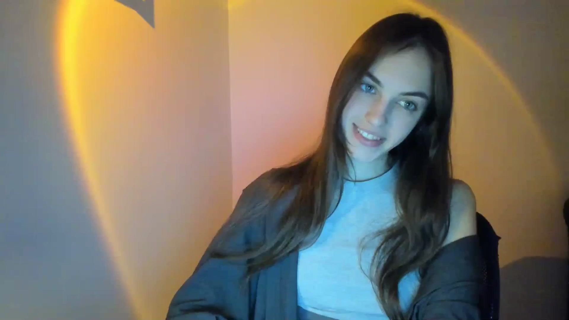 Gallery image thumbnail from Dashamoxy's myfreecams stream on, 02/21/2026, 19:05 image 1 of 20