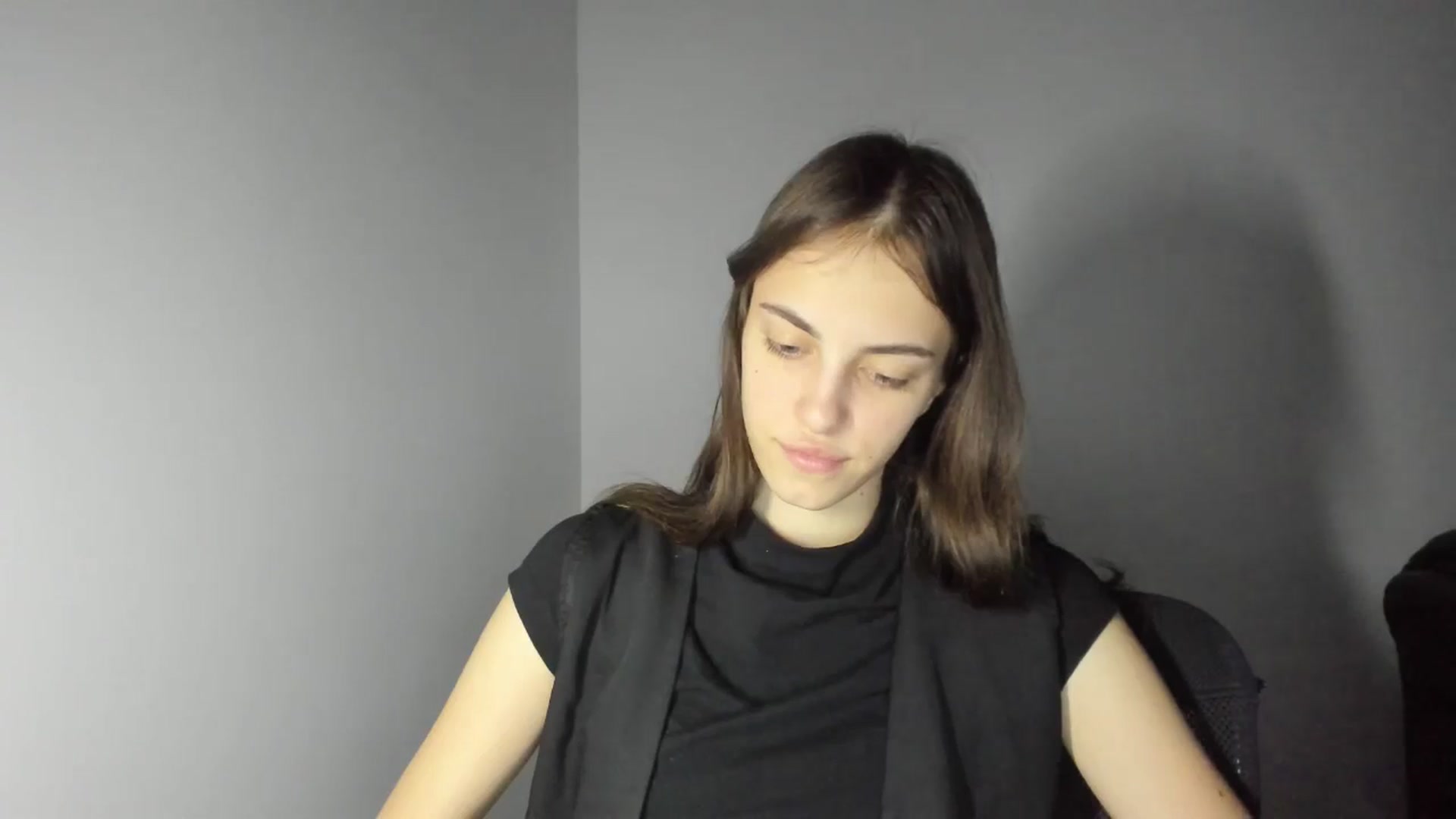 Gallery image thumbnail from Dashamoxy's myfreecams stream on, 02/26/2026, 16:00 image 10 of 20