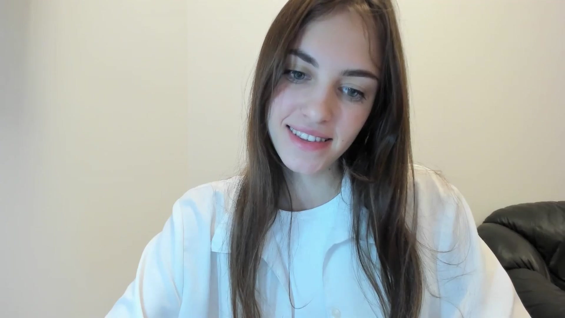 Gallery image thumbnail from Dashamoxy's myfreecams stream on, 02/28/2026, 20:39 image 16 of 20