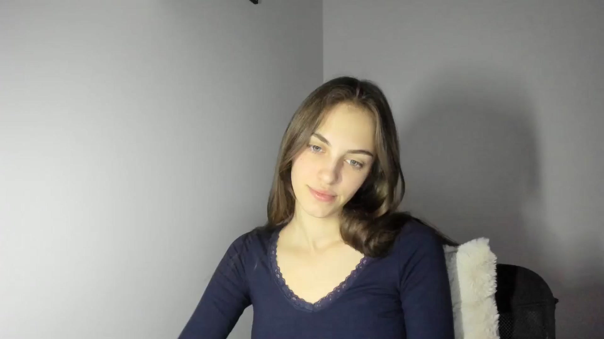 Gallery image thumbnail from Dashamoxy's myfreecams stream on, 03/01/2026, 18:10 image 13 of 20