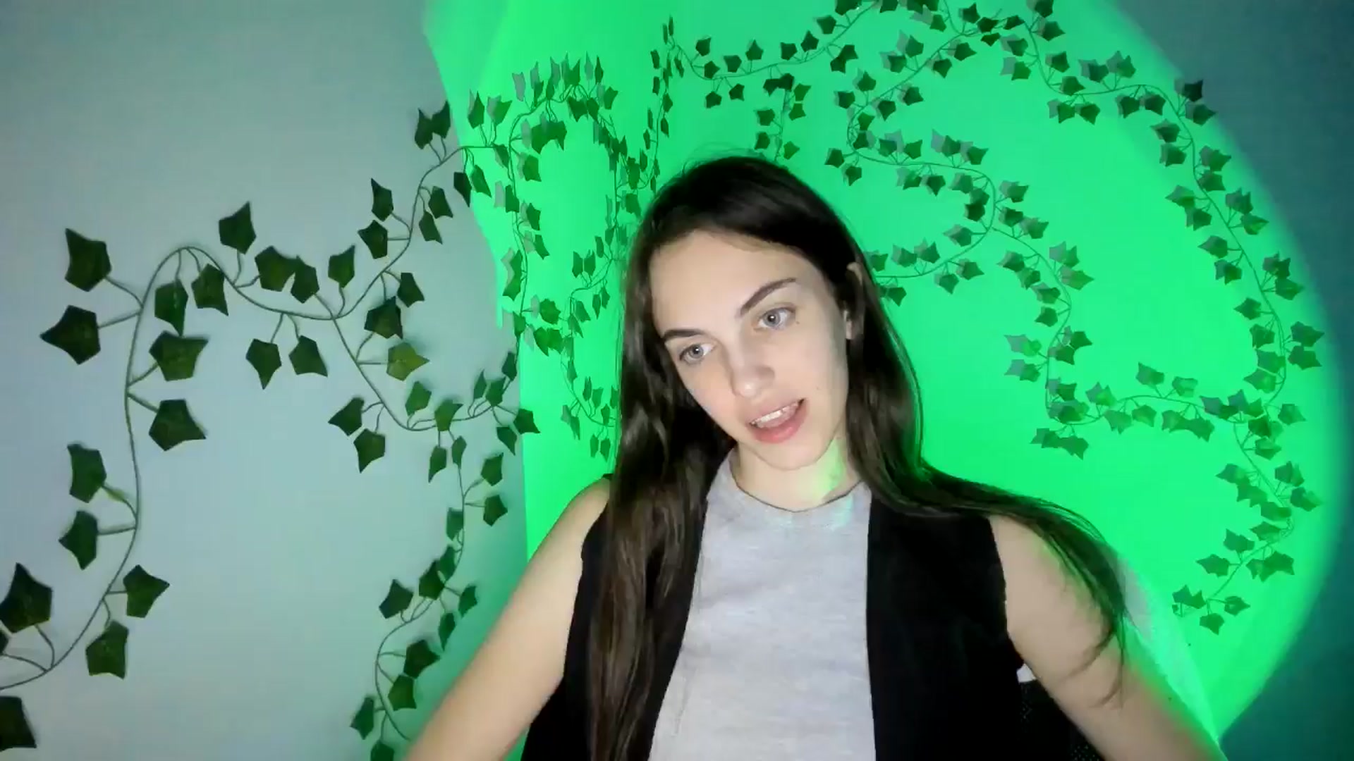 Gallery image thumbnail from Dashamoxy's myfreecams stream on, 03/05/2026, 21:15 image 12 of 20