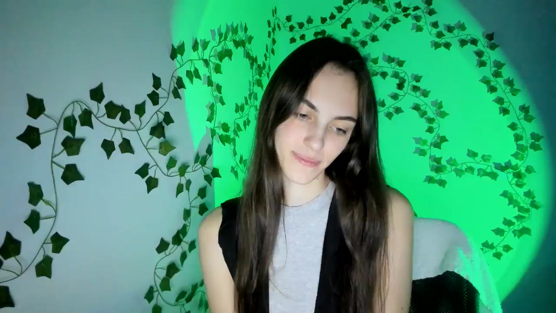 Gallery image thumbnail from Dashamoxy's myfreecams stream on, 03/05/2026, 21:15 image 6 of 20
