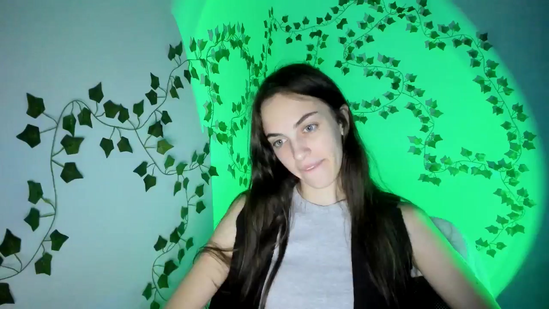 Gallery image thumbnail from Dashamoxy's myfreecams stream on, 03/05/2026, 21:15 image 14 of 20