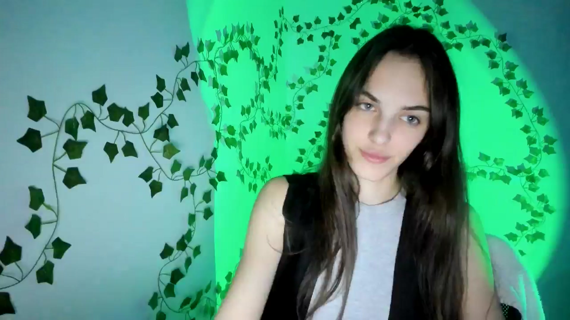 Gallery image thumbnail from Dashamoxy's myfreecams stream on, 03/05/2026, 21:15 image 2 of 20