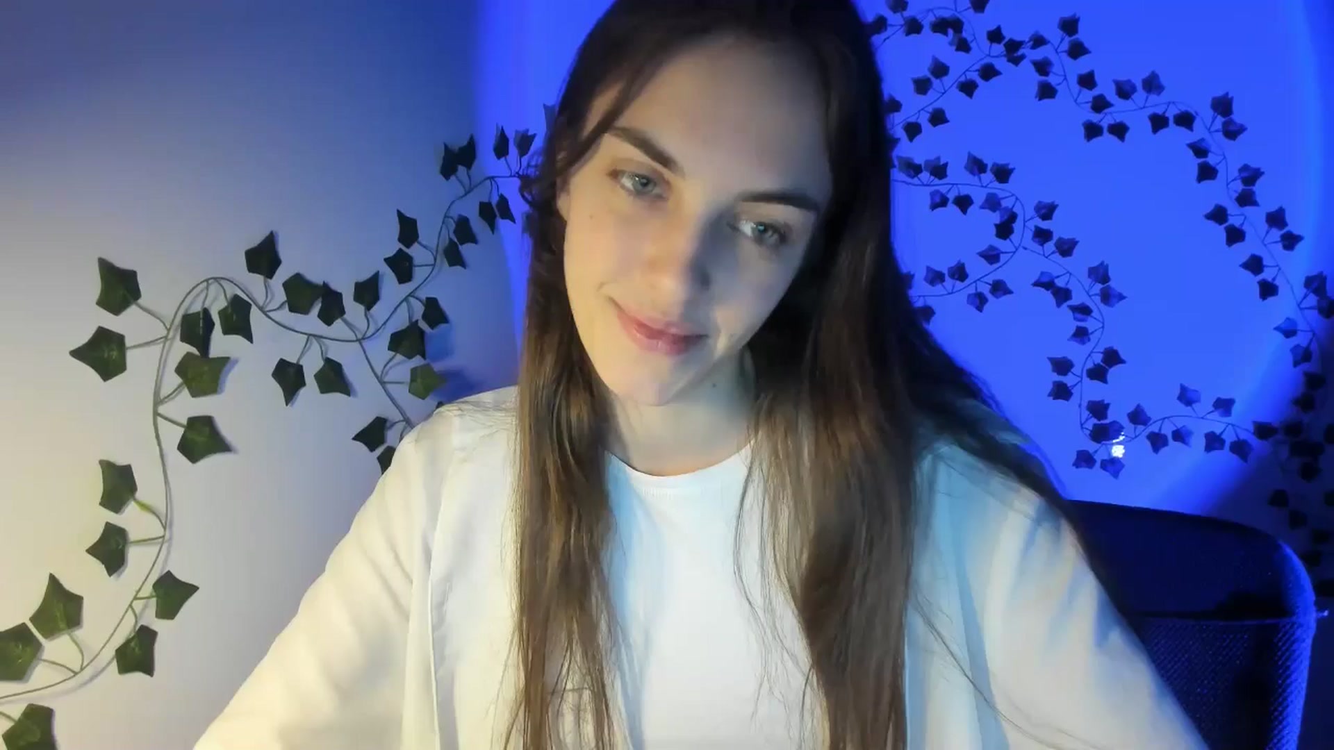 Gallery image thumbnail from Dashamoxy's myfreecams stream on, 03/07/2026, 16:51 image 14 of 20